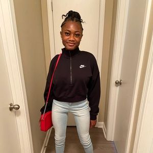 Meet your Posher, Jaya